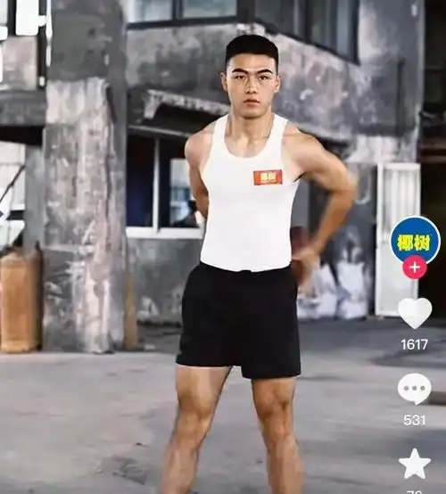 椰树集团出现猛男直播带货,近十万人观看,被质疑打擦边球