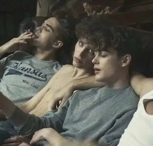 头像在哪里都没关系唯独和人有关系