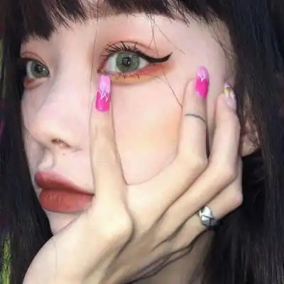 酷头像女霸气冷酷无情女孩的头像酷的那种