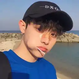 头像想待在喜欢的人身边是理所当然的啊