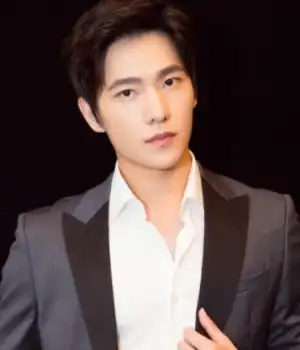 阳光少年和成熟绅士之间切换自如的男士短发