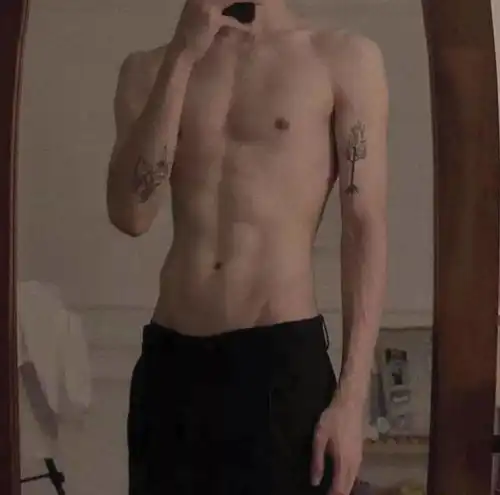 部位头像你永远不差劲,差劲的是那些诋毁你的人