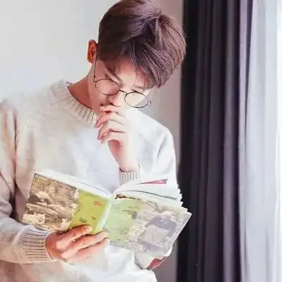 2023最新干净温和男生头像