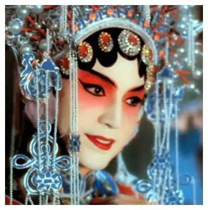 男明星戏子妆容,张铭恩扮相丑,陈晓有韵味,而他让人一眼难忘财经头条