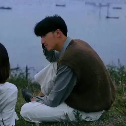 故事被神明偏爱的小众情侣网名