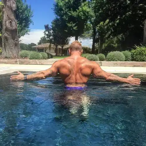 拥有这样状态的男人,90岁也是女人一生的春药