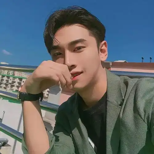 发型欣赏爆款小哥哥发型