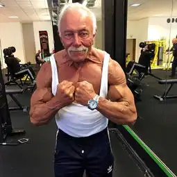 我70多时能有zhei个身材就满足了,真nb图片