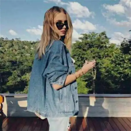 成熟高冷欧美女生头像,有着一颗蠢蠢欲动的心