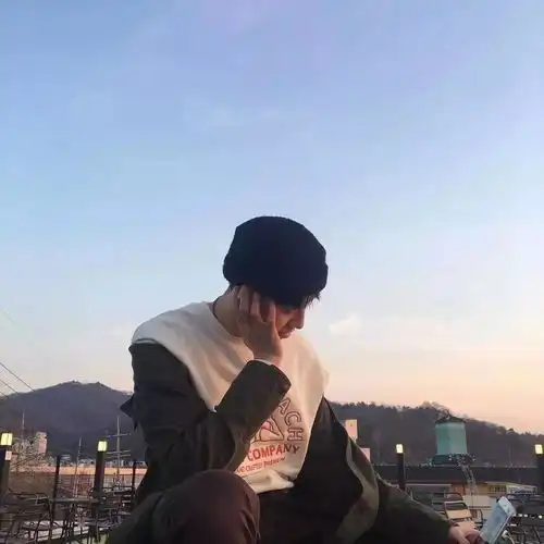 男生头像天气很好,适合想你