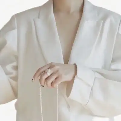 白底部位男头自截