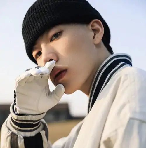 男生头像南来北往,不辜生活,不迷失方向