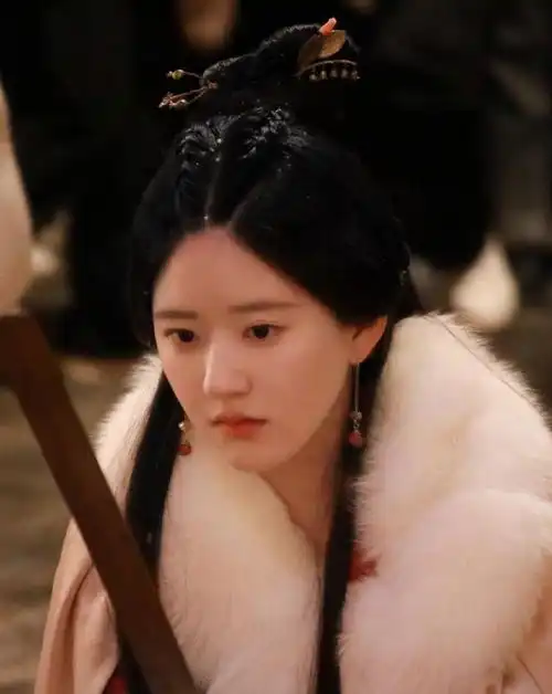 星汉灿烂感情线开始,热度冲上第一,女主就是人间清醒啊