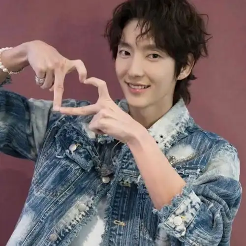 2025南韩最帅男演员top10朴宝剑人气大涨,金泰亨再次蝉联冠军