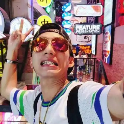 孤傲高冷男头像,微博贴吧qq微信都可以使用的