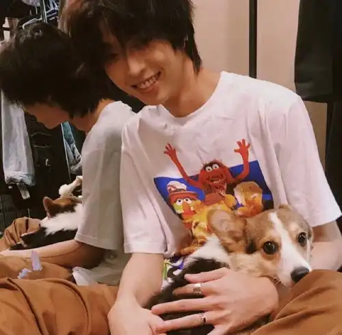 小众高级真人男生头像