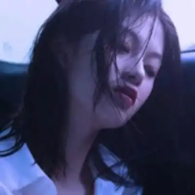 让男朋友想冲过来抱你的留言
