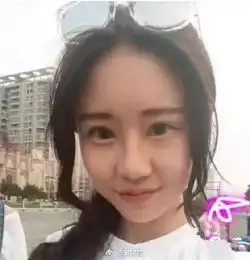 抖音温婉许静婉被摸腿动图视频曝光温婉黑历史盘点背景揭秘