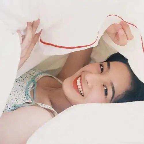 小众宝藏港风头像男生女生