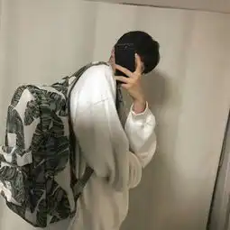 男头成熟可爱高冷