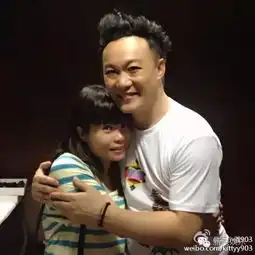 余文乐传个乌龙绯闻,大家都在疯狂周冬雨半年前你们还很排斥这对cp呢