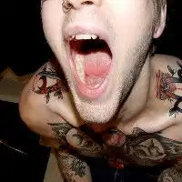 跪求不太像情侣的情头