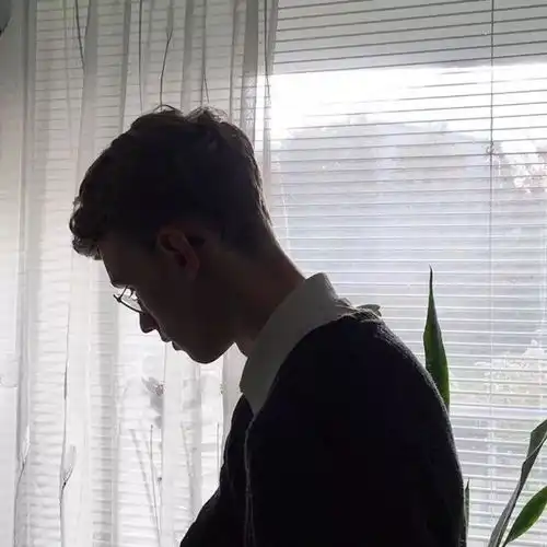 男生头像忘不掉的回忆就记住吧