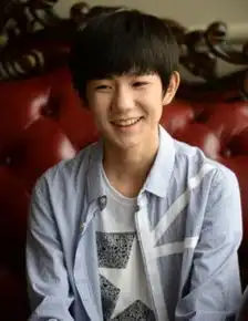 tfboys王俊凯吴亦凡李易峰新晋人气男神pk谁精致