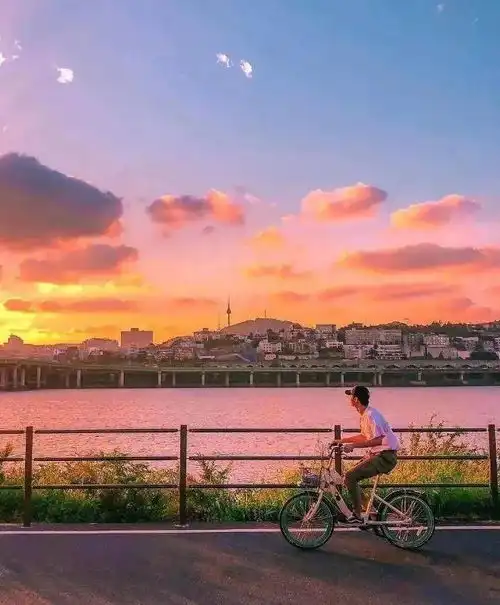 温柔至极的小众暖心文案