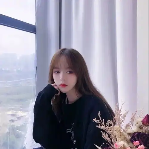 治愈系微信情头像一男一女深情共白头可爱点