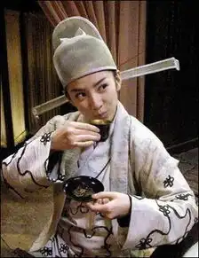 穿男装英俊迷人丝毫不比男星差的女星