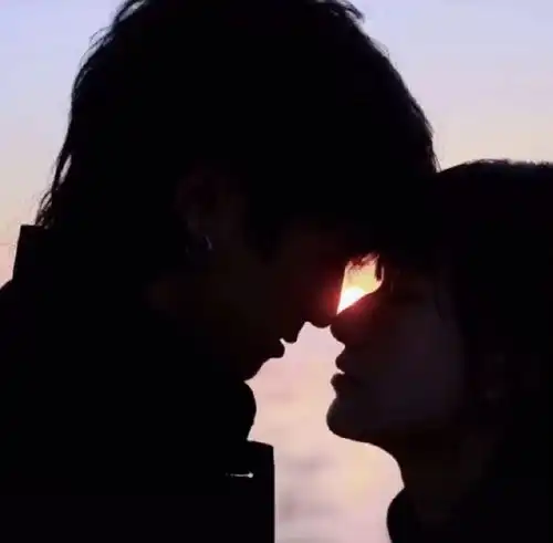 情侣头像你的心动我的欢喜