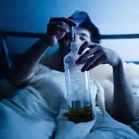 人在追逐理想时,不是非要遇到志同道合的人才能上路,往往是上路了,才能遇...