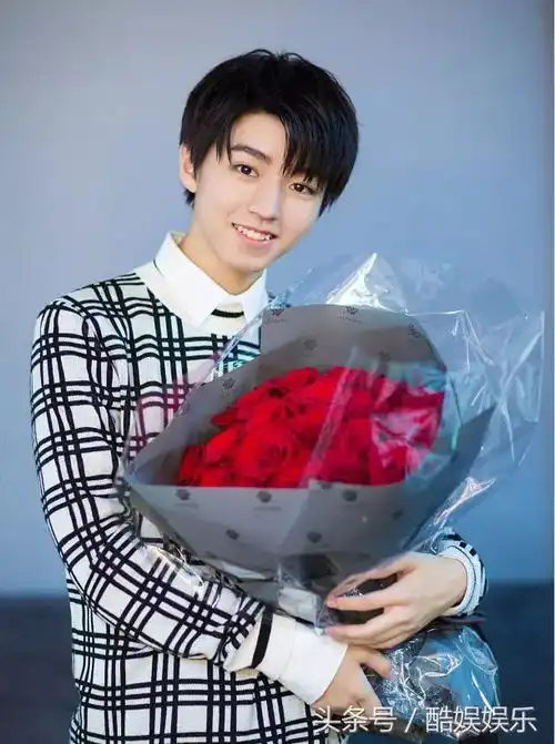 王俊凯将出演新剧,女主是她网友小凯刚好,女主有点小啊