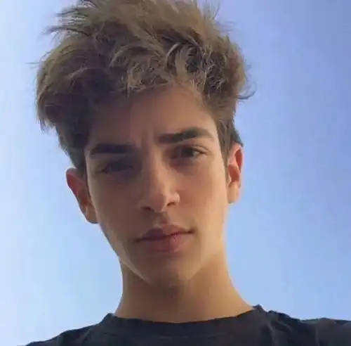 头像日久生情,才是真的缘份