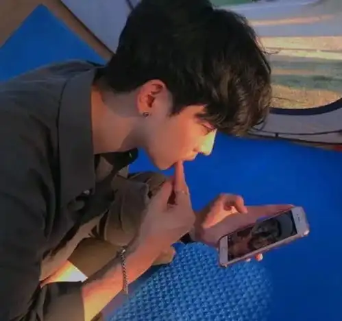 发一句我不开心了给你男友,测试一下你是不是他的真爱