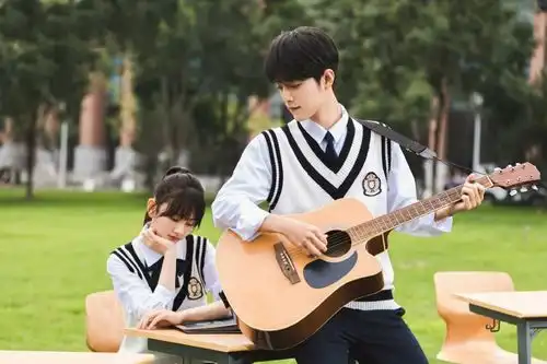 当男星穿校服范丞丞清新吴亦凡酷飒肖战阳光王一博奶帅