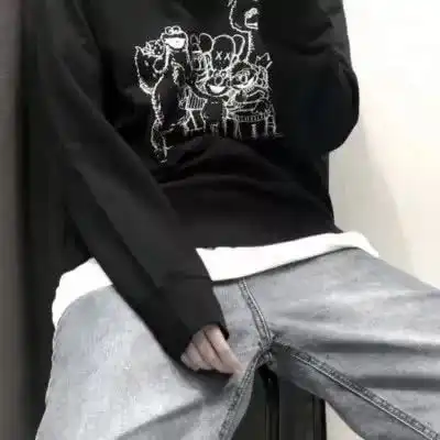 上半身无头男生头像