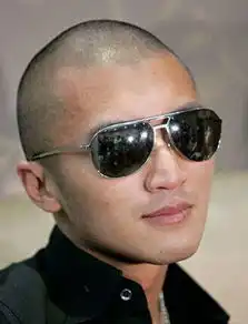 男星光头考验颜值胡歌霍建华帅李易峰谢霆锋酷