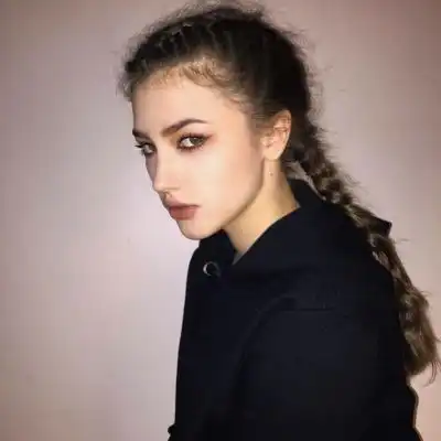 超a霸气欧美女生头像大全做一个面无表情内心炙热的人