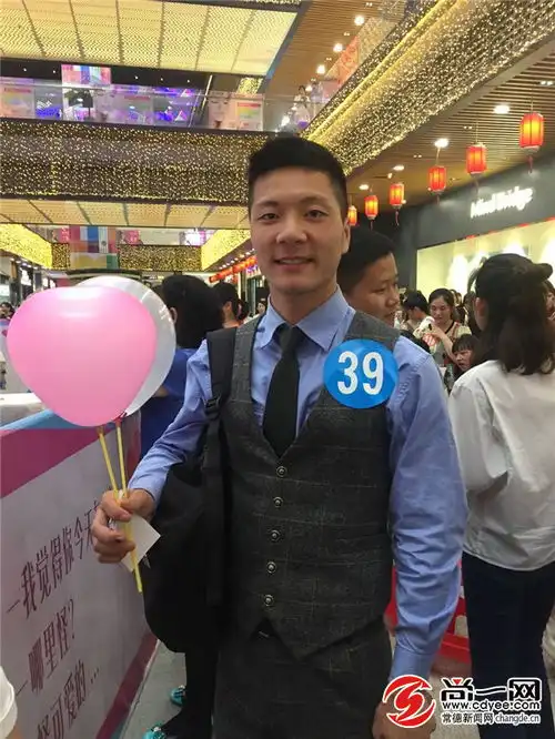 2018520相约初夏专场联谊会现场帅哥美女云集