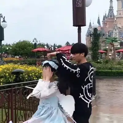 毛宸宸为证明没分手,竟然在快手晒出杨清柠照片,官方态度令人意外