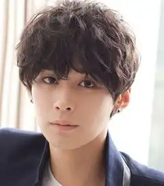 中学生男生刘海发型学生发型图片