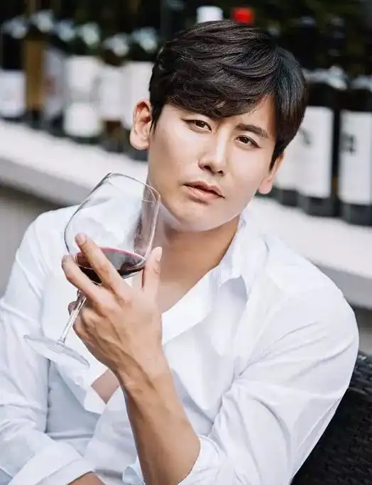 于晓光在贫困地区拍戏生活太奢侈秋瓷炫知道原因后一脸兴奋