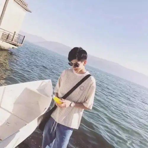 男生头像闺蜜头像