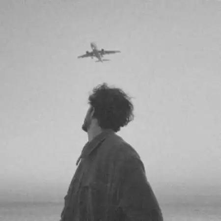 qq头像男生帅气伤感往事不记后事提