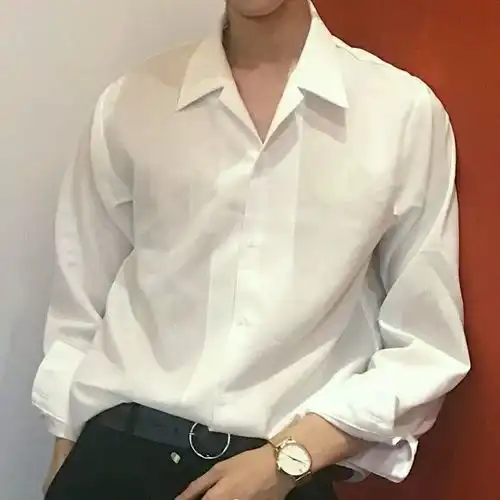 男生头像张嘴却吐不出半颗星辰