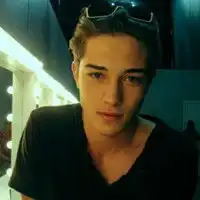 我的所有你从不在乎欧美头像
