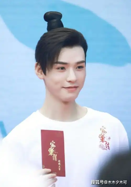长歌行后二度合作迪丽热巴,干个饭就接到了个男二号