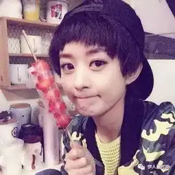 以为杨幂戴假发最有味道,但看到赵丽颖的短发后..